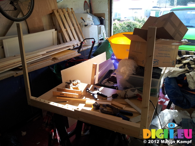 20121211_114252 DIY Rabbit Hutch